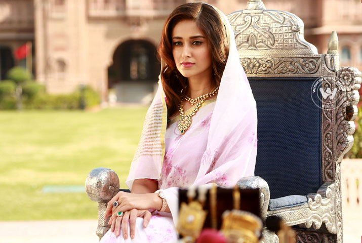 /media/k2/galleries/63229/Baadshaho-02