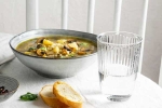 drinking water during a meal good, drinking water during a meal advantages, how drinking water during a meal impacts your digestion, Amrita
