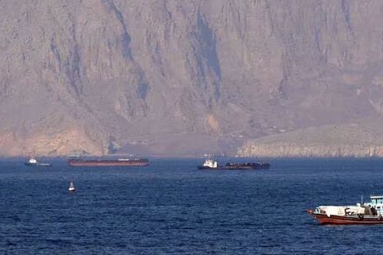 Iran Shuts Hormuz Again: Accuses US of Violating Deal