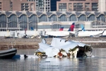 Potomac River Crash breaking, American Airlines and Chopper crash latest, jet and chopper crash kills many in usa, American airlines