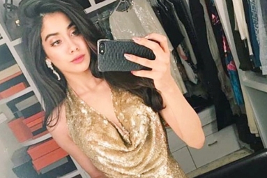Jhanvi Kapoor Sizzles in a Gold Outfit