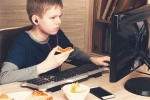 Internet, children eating junk food, more internet time soars junk food request by kids study, Sugary drinks