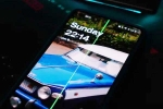 OnePlus Green-line Issue breaking, OnePlus Green-line Issue breaking, oneplus offers free lifetime warranty on all phones with green line issue, High quality