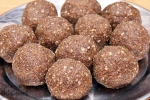 Raagi And Gur Ke Laddoo good for health, Raagi And Gur Ke Laddoo, how to make delicious raagi and gur ke laddoo, Laddu
