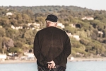 effects of loneliness in elderly, resources for lonely seniors, loneliness in senior citizens linked to declining health study, Elderly parents