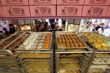 Man choked to death at Voodoo Doughnuts