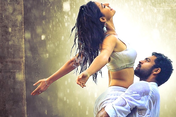 Loafer Theatrical Trailer},{Loafer Theatrical Trailer