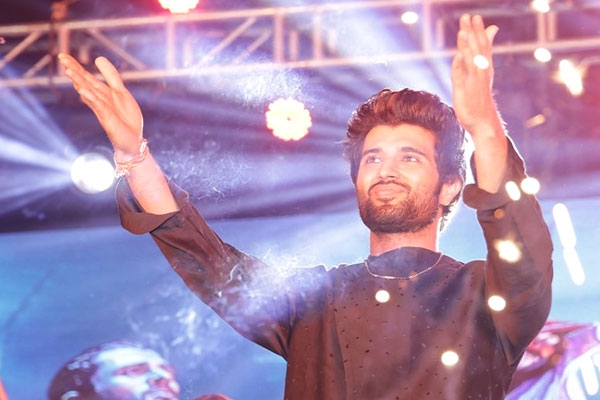 Vijay Deverakonda's High Hopes On Liger