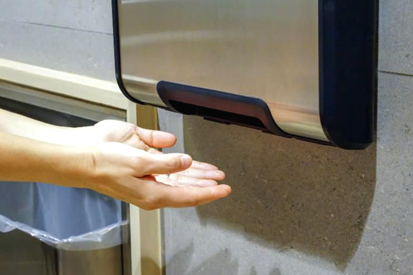 Hand dryers could disperse viruses
