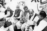 L K Advani, Uma Bharti, supreme court suggests proceedings against bjp leaders, Vhp