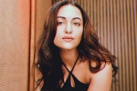 Sonakshi Sinha news, Chiranjeevi, sonakshi sinha in chiranjeevi s next, Sonakshi sinha